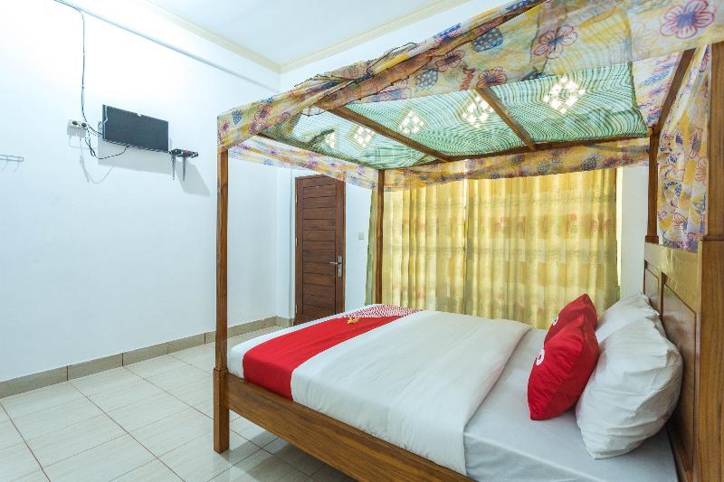 Oyo 1895 Lamancha Homestay Kuta  Zewnętrze zdjęcie
